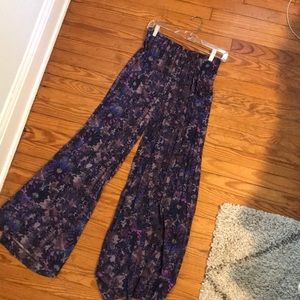Perfect festival purple pattered flowy pants